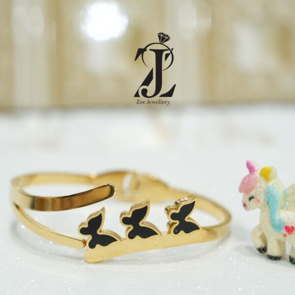 Elegant Stainless Steel Bracelet (BR506)