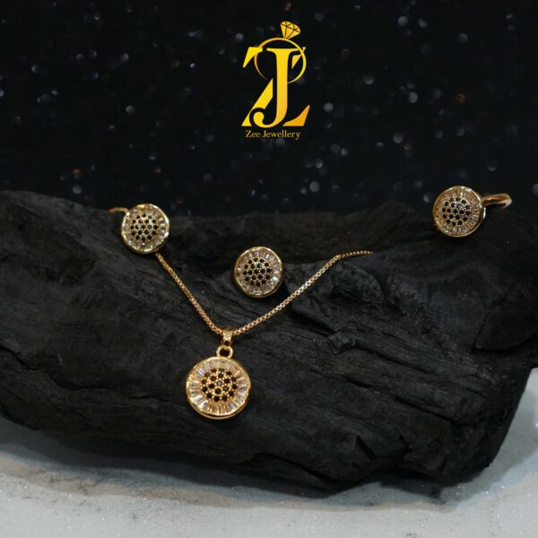 Elegant Black Jewellery Set (LS802)